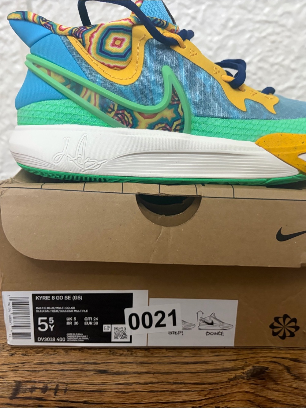 Nike Kids Kyrie 8 GS Blue Green Yellow Multicolor Sneakers